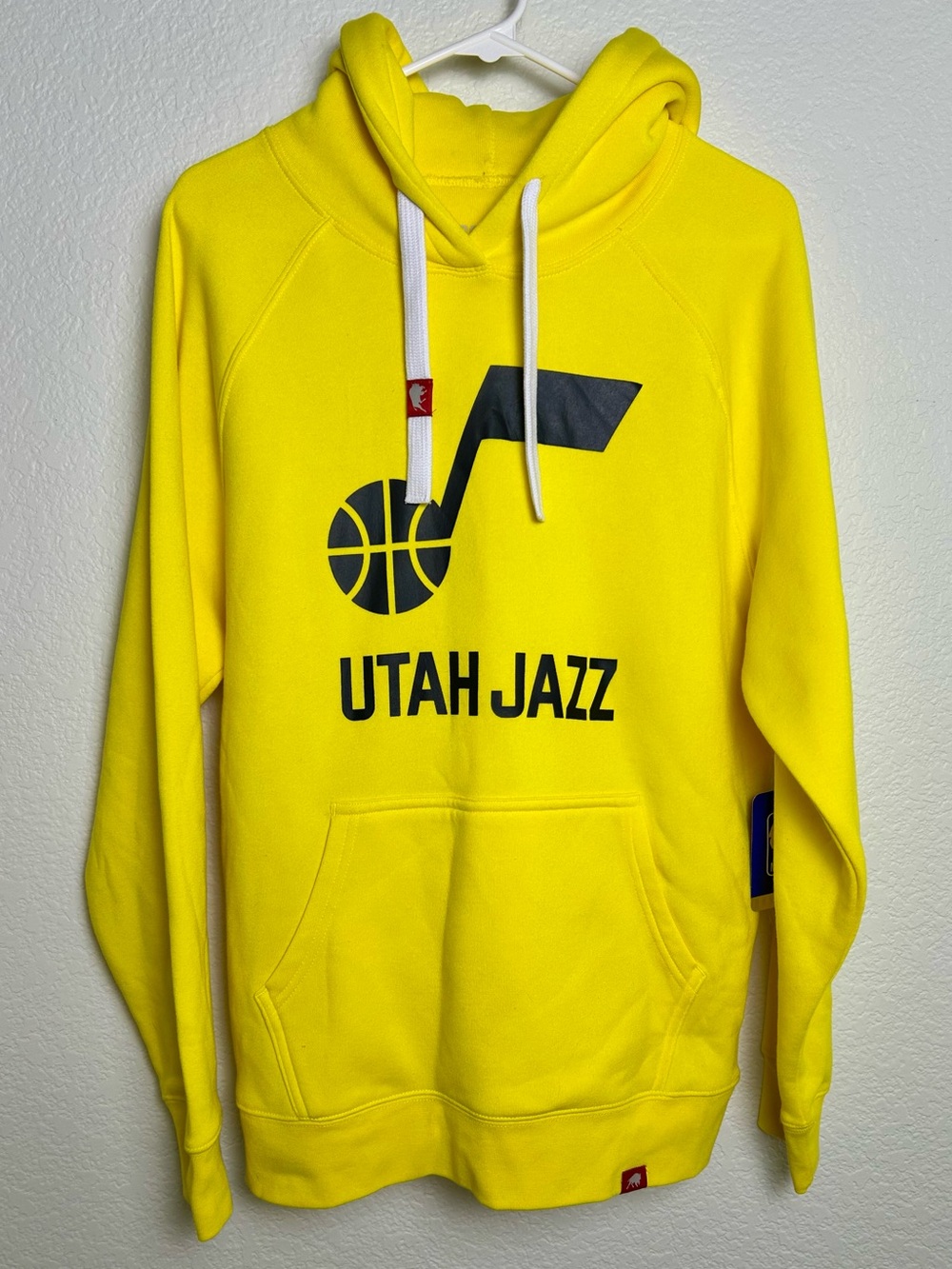 Sportique Utah Jazz Hoodie, Medium, NWT